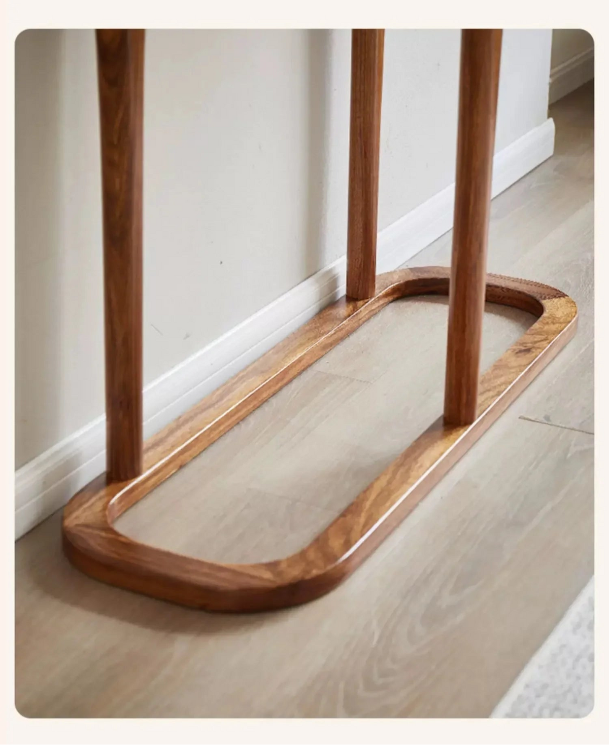 Light Luxurious Classics: Solid Hardwood Console Table – Ebony-Toned Finish