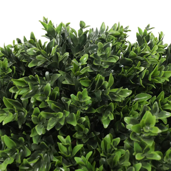 Artificial topiary shrub with stunning faux hedyotis leaves