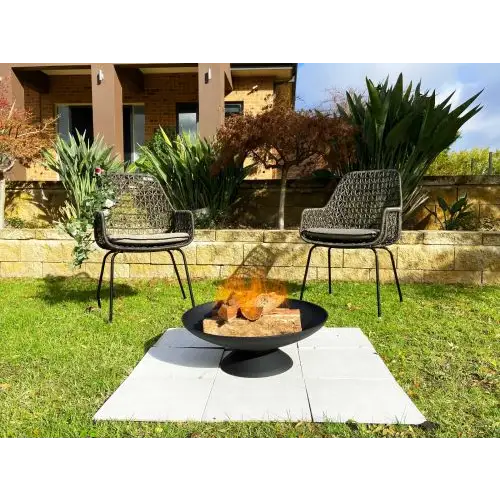 Black lassen cast iron fire pit for backyard - 78cms